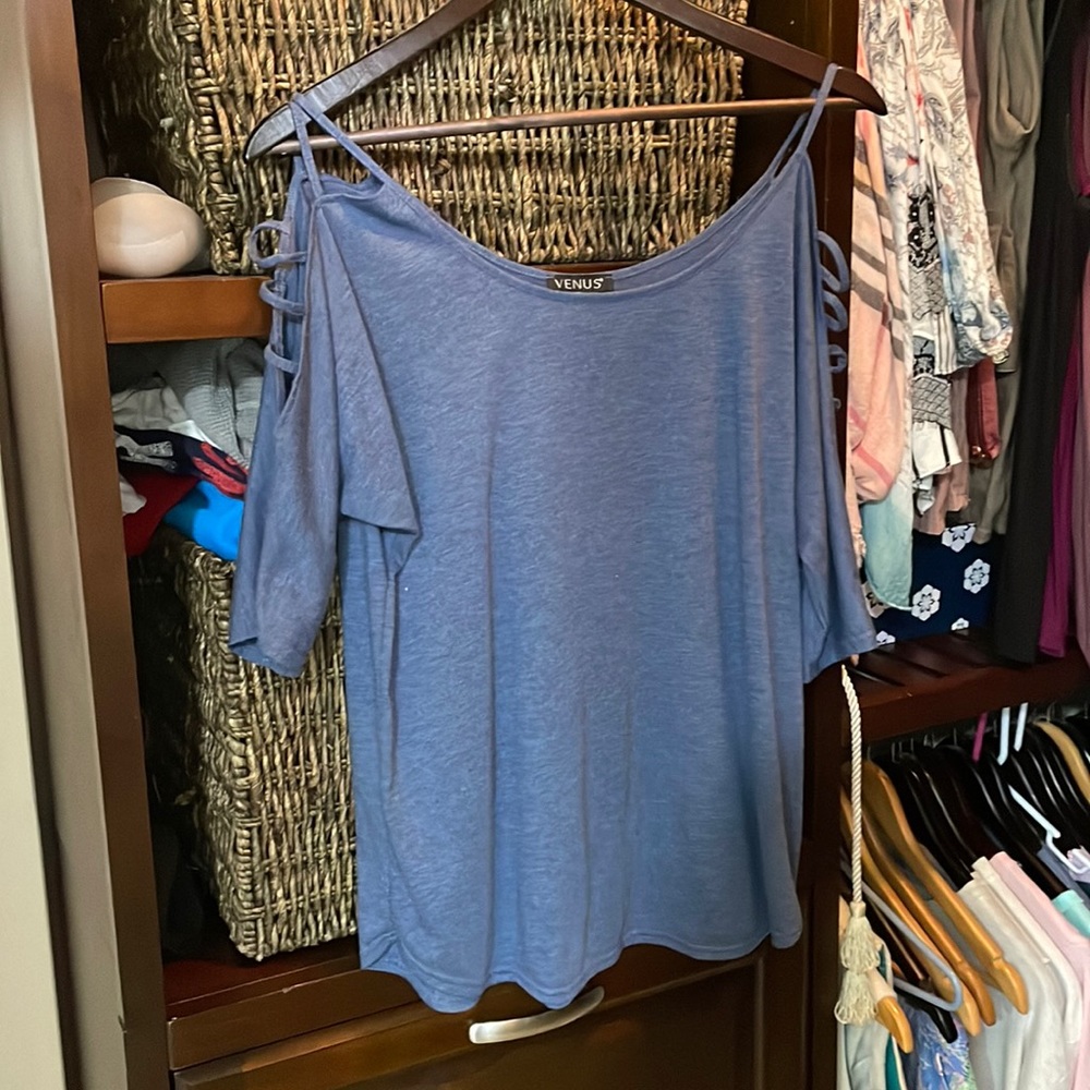 Venus cold shoulder top